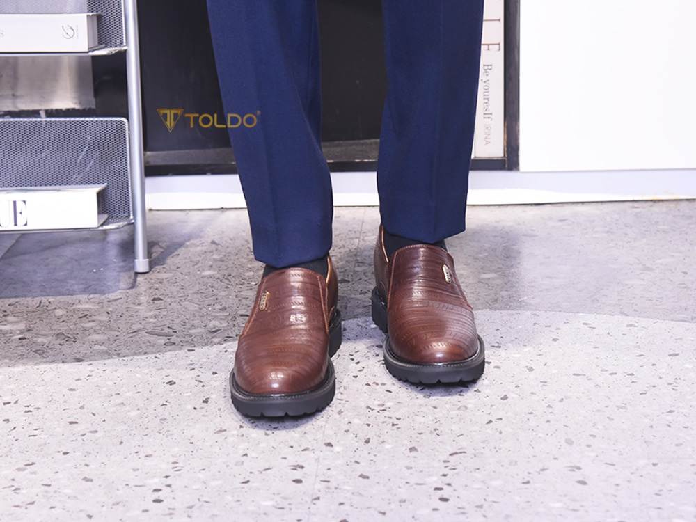 Giày cao 10cm da mềm siêu nhẹ 4